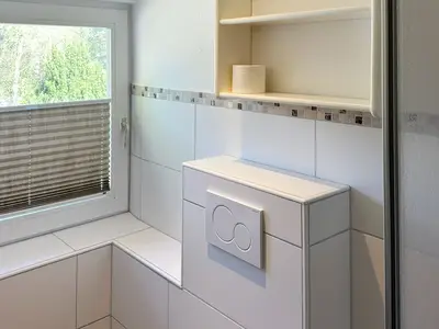 Badezimmer in der Ferienwohnung Üüs Aran 3 in Süddorf auf Amrum