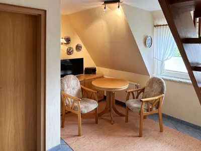 Essbereich in der Ferienwohnung Üüs Aran 6 in Süddorf auf Amrum