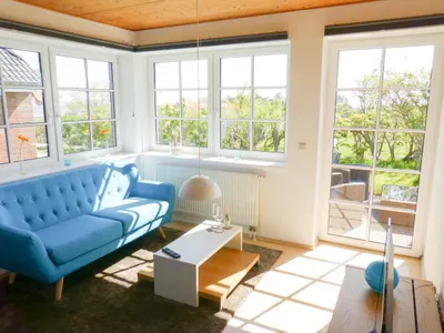 Balues Sofa in der Ferienwohnung At Nuurdlacht in Nebel auf Amrum