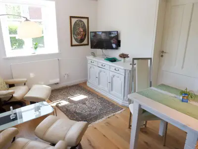 Wohnbereich der Ferienwohnung Green Waanang in Nebel auf Amrum