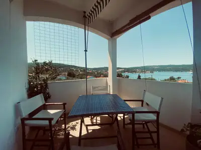 Ferienwohnung für 4 Personen (80 m²) in Nečujam 1/10