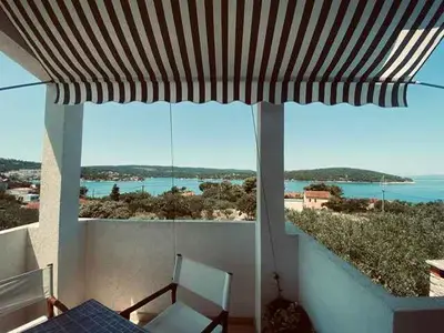 Ferienwohnung für 4 Personen (80 m²) in Nečujam 9/10