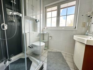 23975819-Ferienwohnung-3-Neddesitz auf Rügen-300x225-4