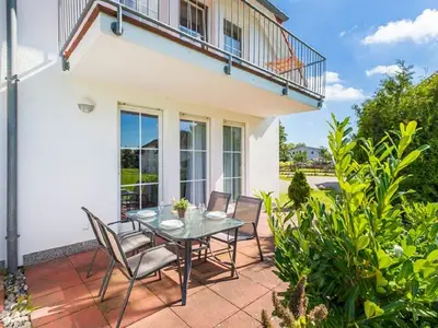 Ferienwohnung für 3 Personen (72 m²) in Neddesitz auf Rügen 1/10