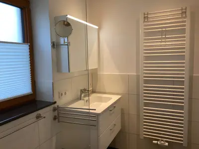INSIDE, BATHROOM