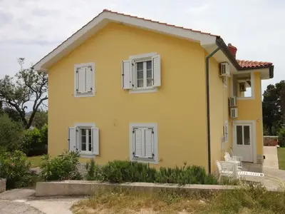 Ferienwohnung für 2 Personen in Nerezine 6/10