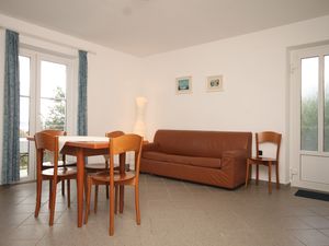 23926812-Ferienwohnung-4-Nerezine-300x225-2