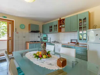 Ferienwohnung für 4 Personen (58 m²) in Nerezine 5/10