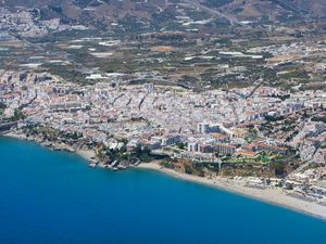 23857464-Ferienwohnung-4-Nerja-300x225-5