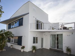 19293801-Ferienwohnung-2-Nerja-300x225-1