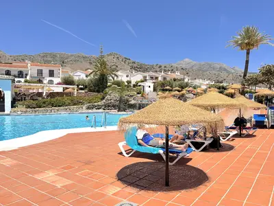 PoolOfHouse