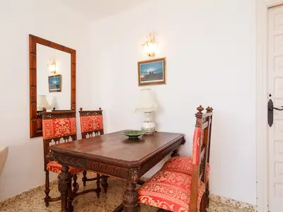 DiningRoom