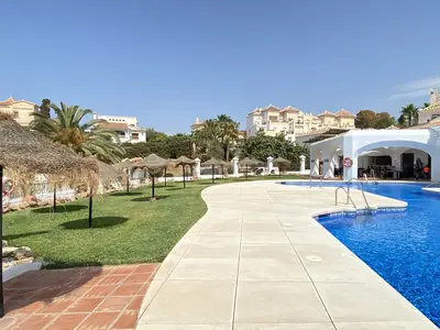 PoolOfHouse
