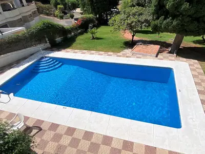 PoolOfHouse