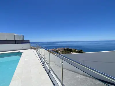 PoolOfHouse