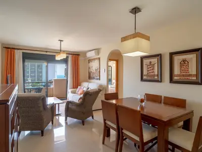 DiningRoom