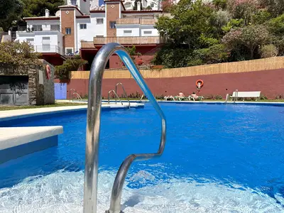 PoolOfHouse