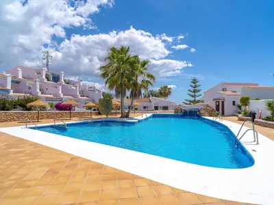 PoolOfHouse