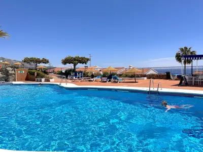 PoolOfHouse