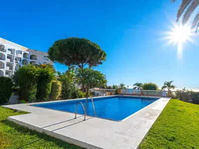 PoolOfHouse