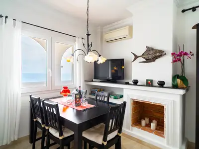 DiningRoom