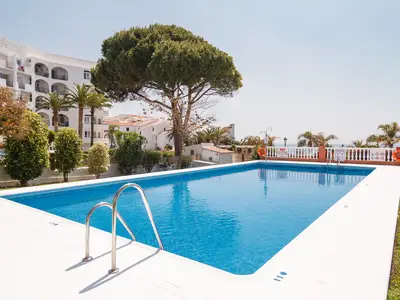 PoolOfHouse
