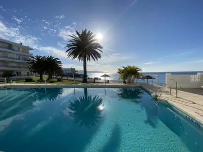 PoolOfHouse