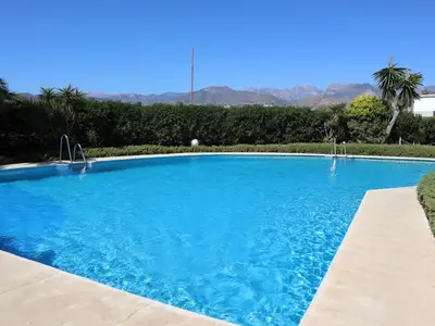 PoolOfHouse