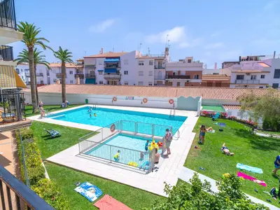 PoolOfHouse