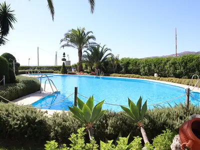 PoolOfHouse