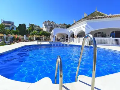 PoolOfHouse