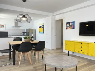 DiningRoom