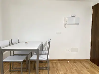DiningRoom