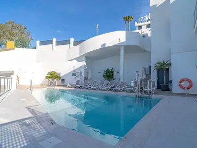 PoolOfHouse