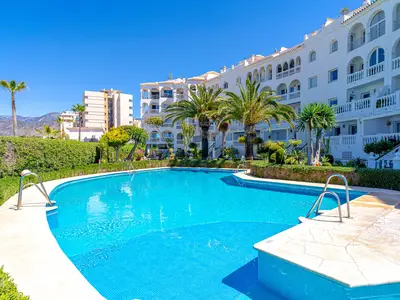 PoolOfHouse
