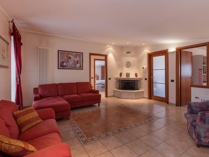 23766111-Ferienwohnung-8-Nerola-800x600-2