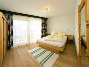 23891023-Ferienwohnung-4-Nesselwängle-300x225-2