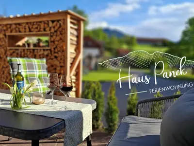 eigene Südterrasse