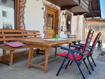 Freifläche - Terrasse zum Draußensitzen