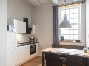 23883298-Ferienwohnung-4-Neßmersiel-300x225-1