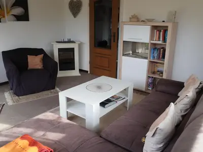 Wohnzimmer mit elektr. Kamin