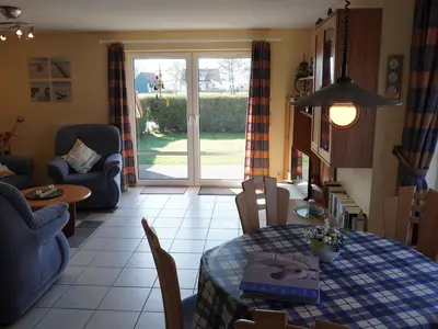 Esszimmer und Wohnzimmerbereich