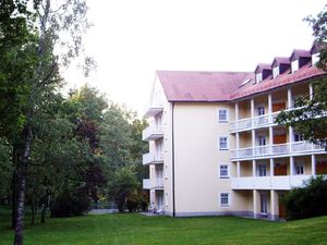 1659172-Ferienwohnung-2-Neualbenreuth-300x225-2