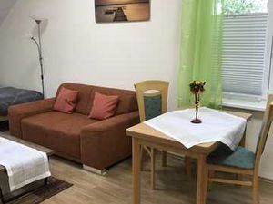 23276846-Ferienwohnung-2-Neubrandenburg-300x225-1