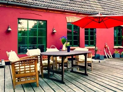 ExteriorSummer