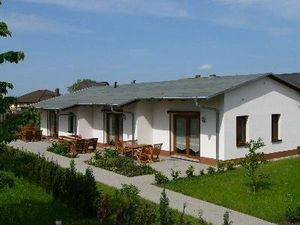 Ferienwohnung für 4 Personen (48 m²) in Neuendorf (Bei Saal)