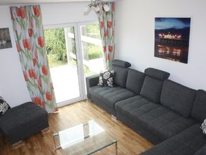 Ferienwohnung für 9 Personen (80 m²) in Neuendorf (Bei Saal)