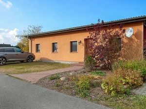 Ferienwohnung für 4 Personen (80 m²) in Neuendorf (Bei Saal)