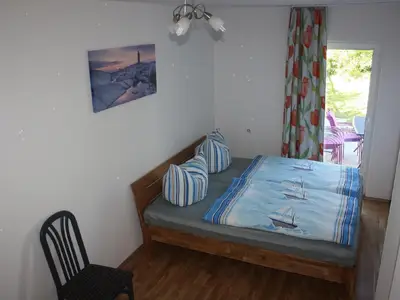 Schlafzimmer 2