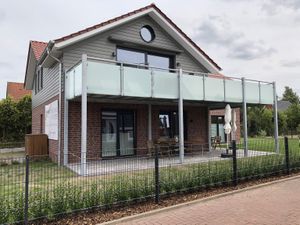 21721517-Ferienwohnung-4-Neuharlingersiel-300x225-2